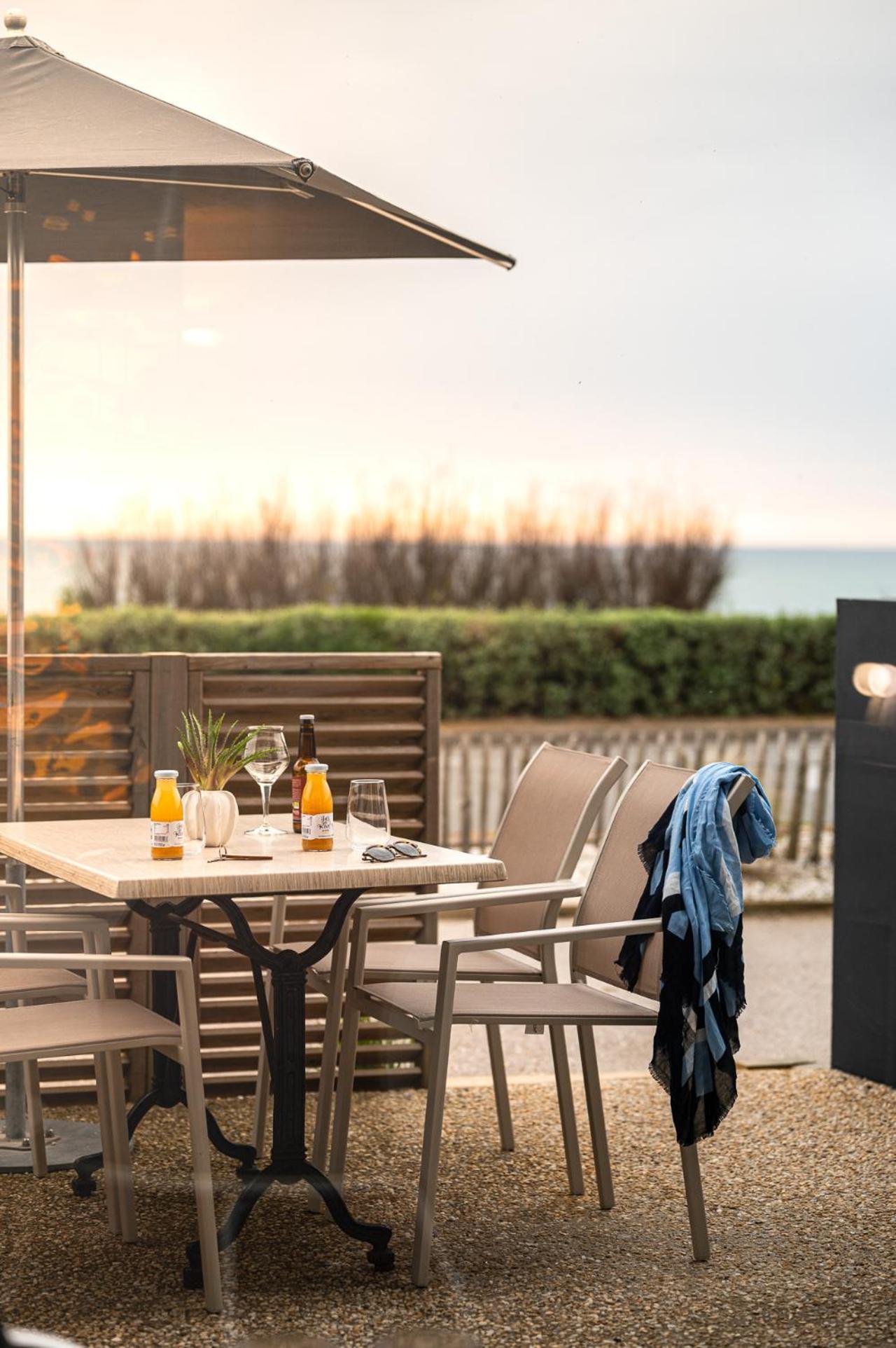 Logis Hotellerie Les Brisants , Restaurant J M Perochon Brétignolles-sur-Mer Exterior foto